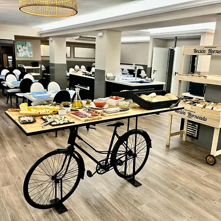 Hotel Summer