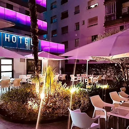 Summer Hotel
