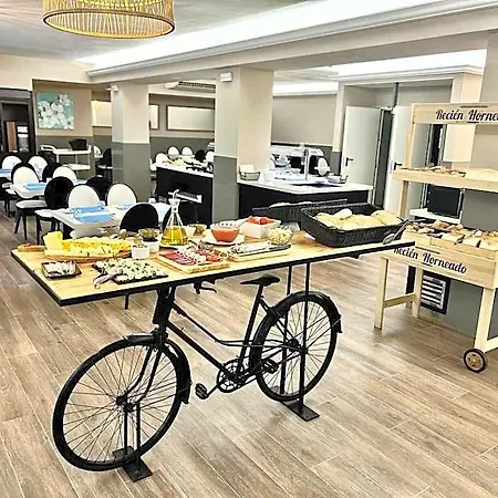Hotel Summer