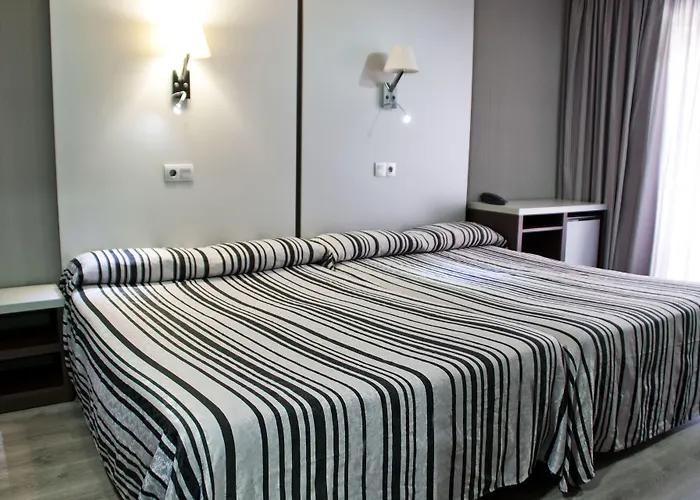 夏日酒店 4* 卡里拉