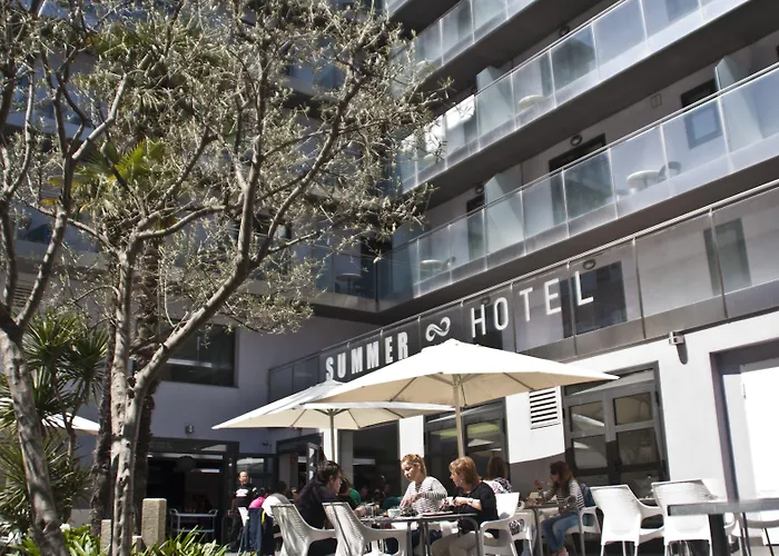 夏日酒店 卡里拉