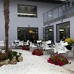 Summer Hotel 4*